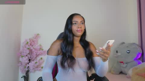 Snapshot of isabella_evon chatting on May 5, 3:42 pm Isabella-Rodriguez online show from May 5, 3:42 pm