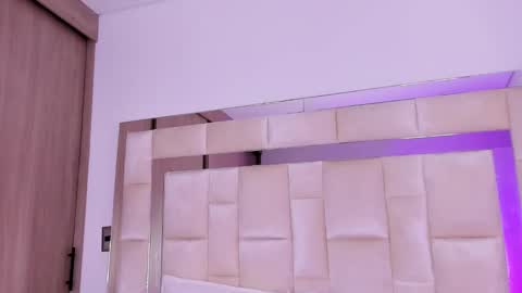 isabella_gomez11 online show from January 23, 9:39 pm