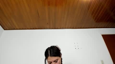 isabella_jaramillo online show from November 11, 1:00 pm