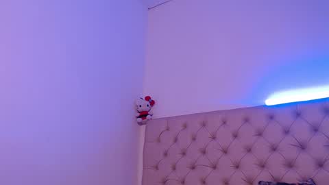 isabella_jazz online show from January 28, 9:40 pm