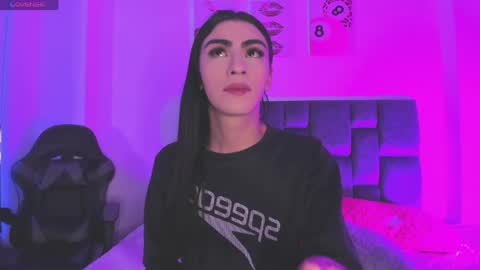 Isabella Moon9 online show from April 28, 12:10 pm