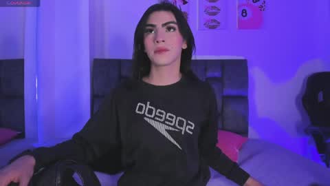 Snapshot of isabella_moon9 chatting on May 7, 11:26 am Isabella Moon9 online show from May 7, 11:26 am