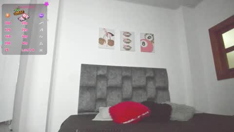 Snapshot of isabella_moon9 chatting on June 1, 11:34 am Isabella Moon9 online show from June 1, 11:34 am