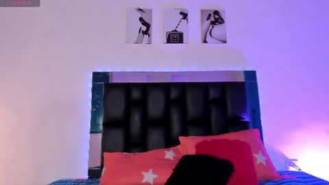 Snapshot of isabella_moon9 chatting on July 28, 11:39 am Isabella Moon9 online show from July 28, 11:39 am