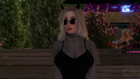 Snapshot of isabella_sunn chatting on May 16, 9:13 pm isabella_sunn online show from May 16, 9:13 pm