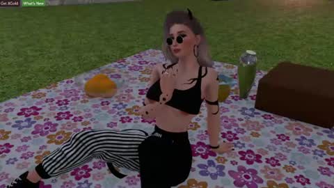 Snapshot of isabella_sunn chatting on June 16, 9:17 pm isabella_sunn online show from June 16, 9:17 pm