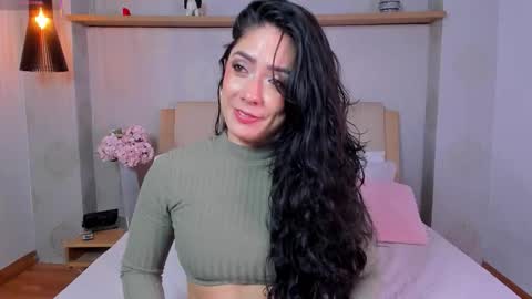 isabella_winkler online show from November 1, 1:02 pm