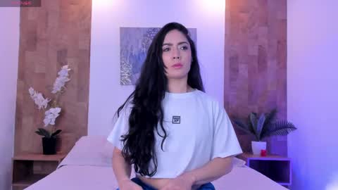 isabella_winkler online show from April 30, 12:22 pm