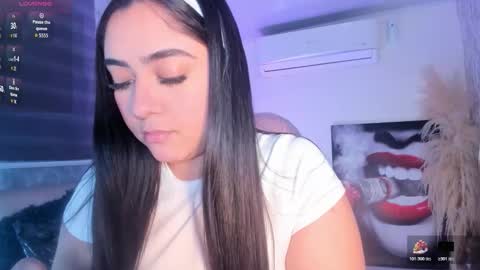 Snapshot of isabellaa23 chatting on November 30, 12:42 pm isabellaa23 online show from November 30, 12:42 pm