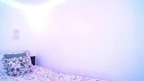 Snapshot of isabellaa_smith03 chatting on July 29, 3:48 am isabellaa_smith03 online show from July 29, 3:48 am
