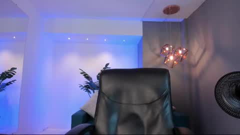 Isabella  Everyday From 0530 to 1430 Col Time online show from March 10, 9:18 pm