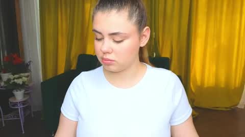 Snapshot of isabellabler chatting on May 13, 5:38 am isabellabler online show from May 13, 5:38 am