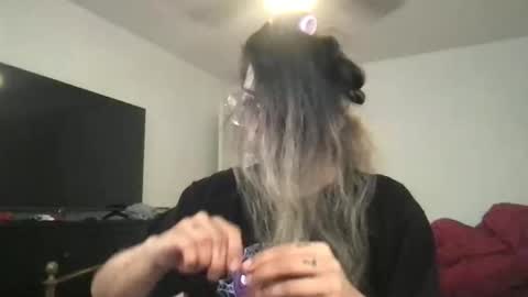 Snapshot of isabellaelizabeth chatting on April 13, 8:14 pm isabellaelizabeth online show from April 13, 8:14 pm