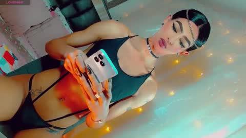 isabellagirs online show from January 9, 6:38 am