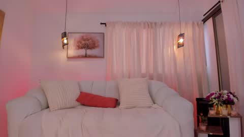 ISABELLA  online show from March 16, 4:00 pm