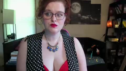 isabellamariedarcy online show from April 30, 5:41 pm