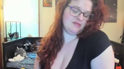 Snapshot of isabellamariedarcy chatting on June 17, 3:46 pm isabellamariedarcy online show from June 17, 3:46 pm
