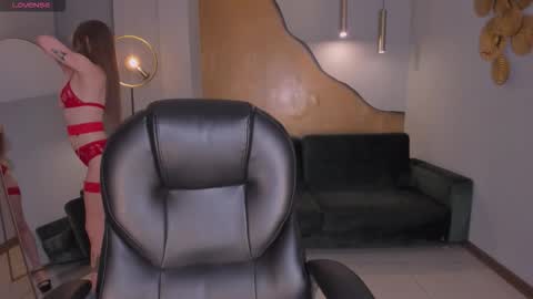 Isabella Moretti online show from February 26, 4:00 am