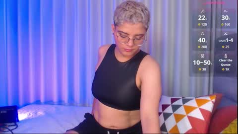 Snapshot of isabellamoutt chatting on November 25, 3:56 pm Isabella Mout online show from November 25, 3:56 pm