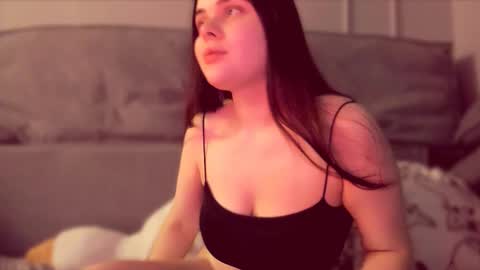 Snapshot of isabellaprincess21 chatting on October 9, 7:45 pm Isabella online show from October 9, 7:45 pm