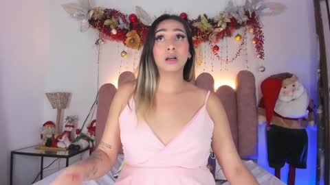  Martina  IG martissmith01 online show from December 31, 7:40 pm