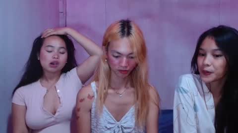isabellatx online show from April 27, 5:11 pm