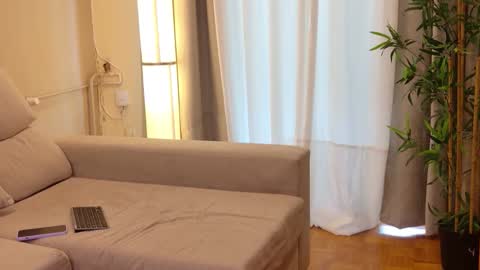 Snapshot of isabellauribe chatting on September 18, 1:57 pm isabellauribe online show from September 18, 1:57 pm