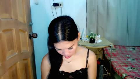 Snapshot of isabelle_amore chatting on July 26, 10:49 pm Ysa online show from July 26, 10:49 pm