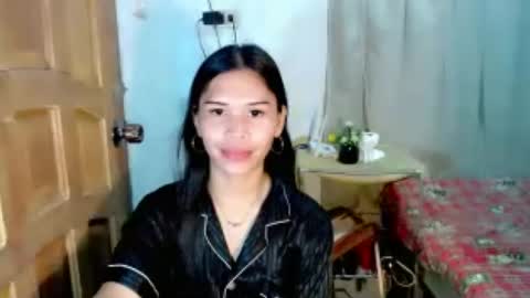 Snapshot of isabelle_amore chatting on July 28, 12:48 pm Ysa online show from July 28, 12:48 pm