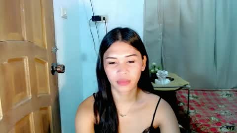 Snapshot of isabelle_amore chatting on August 1, 5:18 am Ysa online show from August 1, 5:18 am