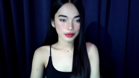 Snapshot of isabelle_willis chatting on January 15, 5:45 am Isabelle online show from January 15, 5:45 am