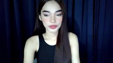 Snapshot of isabelle_willis chatting on April 27, 1:42 pm Isabelle online show from April 27, 1:42 pm