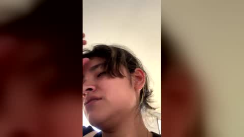 Isa online show from March 9, 10:36 pm