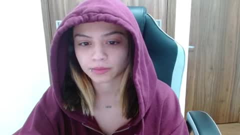 ISADORA online show from December 13, 9:24 am