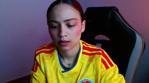 Snapshot of isadoraelite16 chatting on June 17, 4:19 pm ISADORA online show from June 17, 4:19 pm