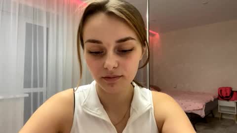 Issa online show from March 27, 6:40 pm