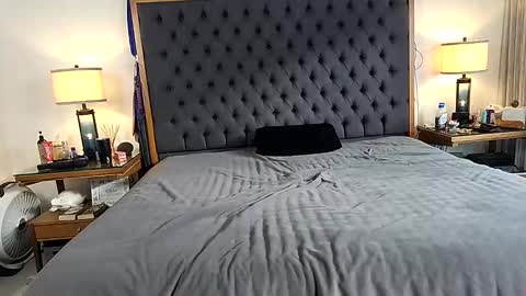 isela online show from November 18, 10:03 pm