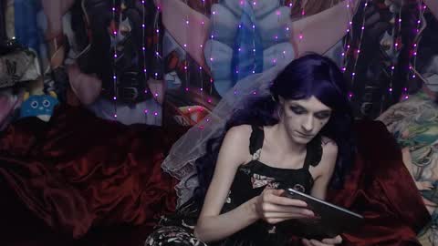 Snapshot of iselestias chatting on October 31, 9:38 pm Sele online show from October 31, 9:38 pm