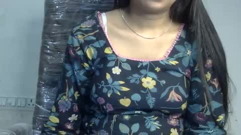 ishika_ishu online show from November 1, 11:01 am