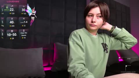 Snapshot of ishtardivine chatting on November 13, 4:33 am Ishtar online show from November 13, 4:33 am