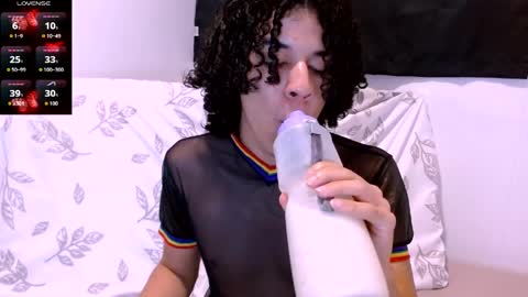 Isidro online show from April 28, 2:27 am