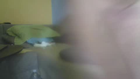 Snapshot of isildur69 chatting on July 24, 9:18 am isildur69 online show from July 24, 9:18 am