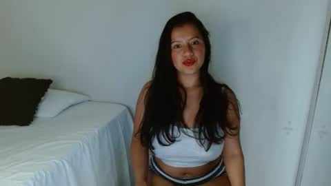 Snapshot of isis_cb17 chatting on February 28, 9:36 am Isis online show from February 28, 9:36 am