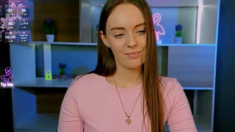 isla_dior online show from March 9, 5:39 pm