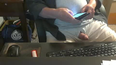 Snapshot of islandduke chatting on July 12, 12:01 am Duke online show from July 12, 12:01 am