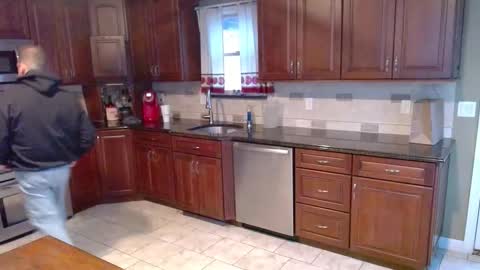 Jim online show from January 12, 9:42 pm