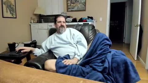 Snapshot of islandguy70 chatting on March 28, 7:19 am Jim online show from March 28, 7:19 am