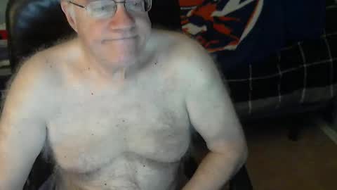 Snapshot of islesman22 chatting on October 7, 10:01 am islesman22 online show from October 7, 10:01 am