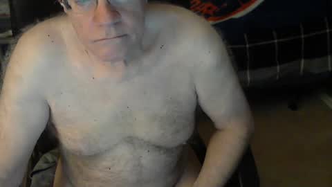 Snapshot of islesman22 chatting on October 13, 9:31 am islesman22 online show from October 13, 9:31 am