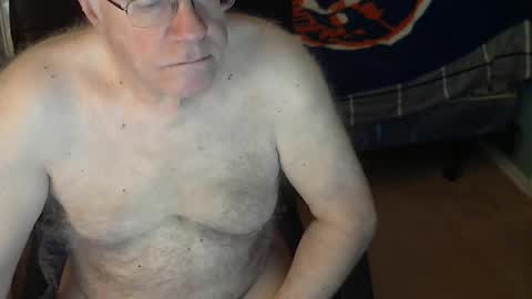 islesman22 online show from April 30, 9:26 am